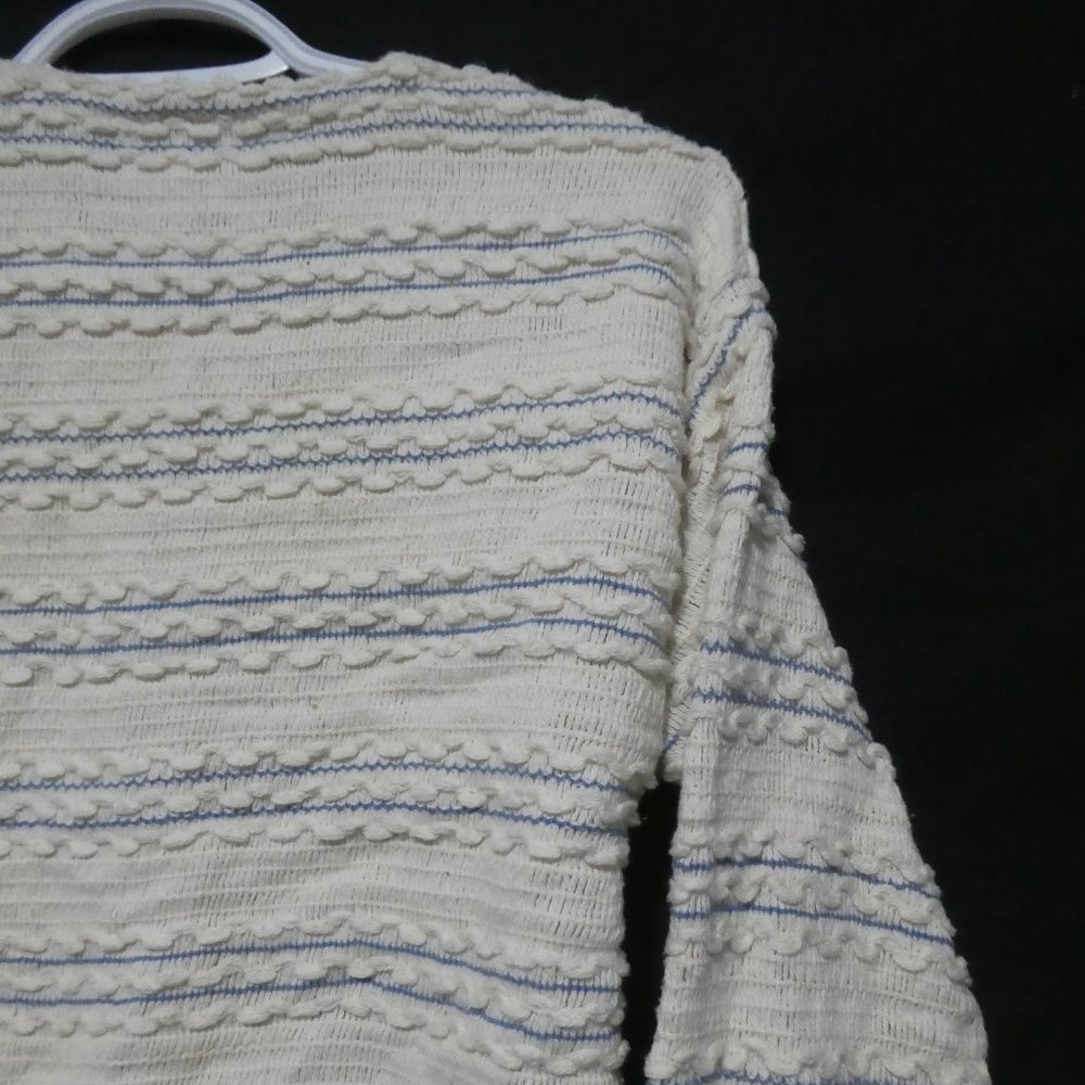 HER | small | Chic Textured Button-Up Cardigan | Made In Canada | 100% Cotton - Picture 11 of 15